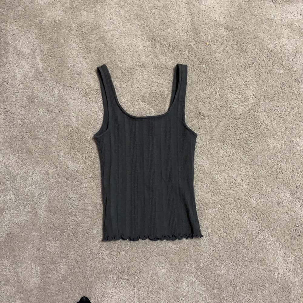 Aeropostale tank top. Gray. Size small. - Picture 2 of 2
